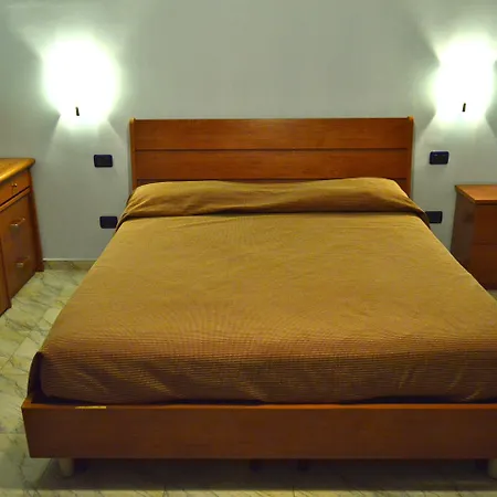 San Giovanni Hotel 2*