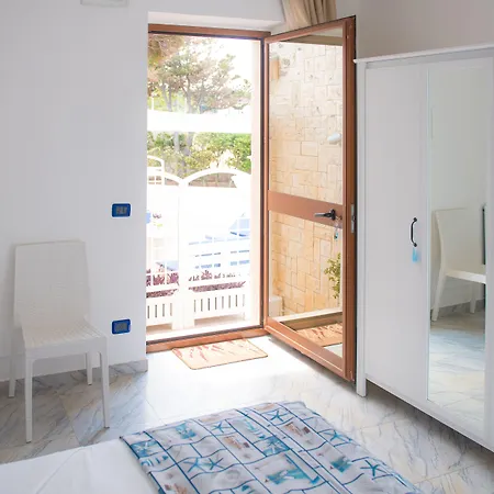 San Giovanni 2* ポリニャーノ・ア・マーレ