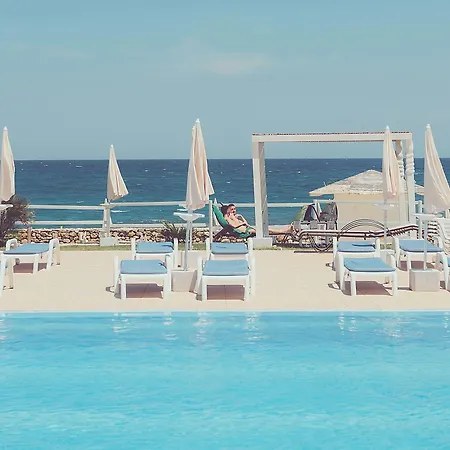 San Giovanni ホテル 2*