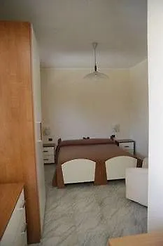San Giovanni מלון פולינאנו א מארה
