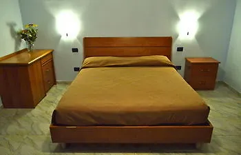 מלון San Giovanni 2*